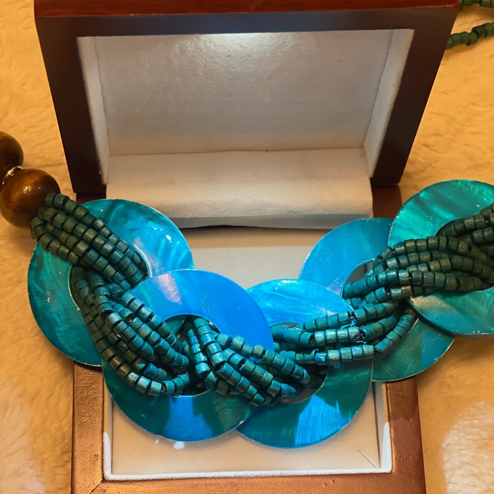 AFRICAN TRADITIONAL NECKLACE
